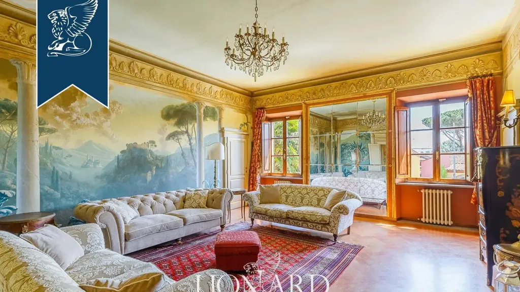 Elutuba - Historic Villa with Pool near Lucca