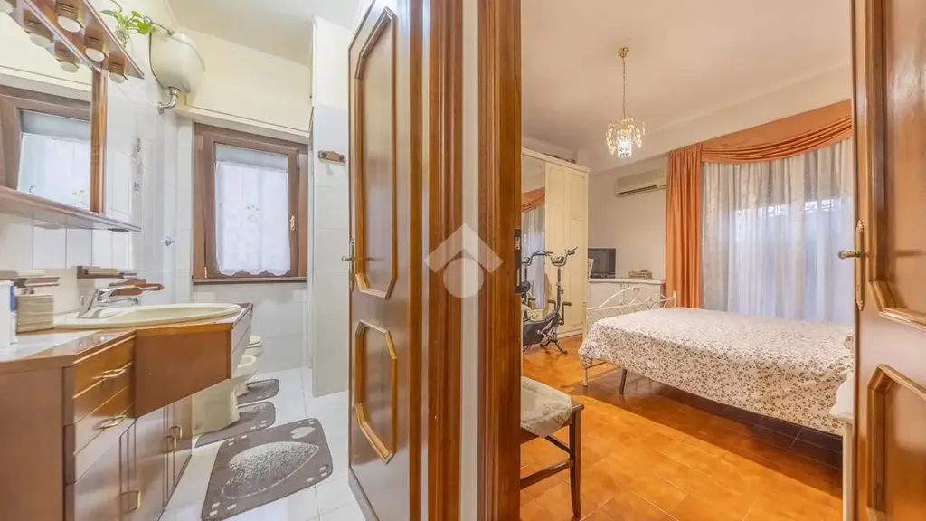 Chambres - Apartment with Balconies in La Rustica, Rome