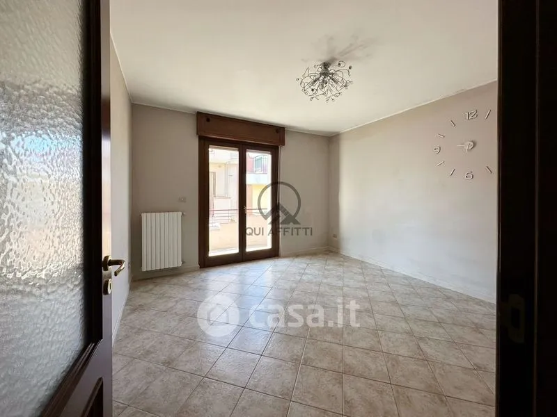 Rooms - Apartment with Balcony in Andria