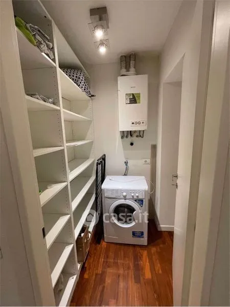 Pesuköök - Armed Two-Bedroom in Via Bernardino Verro, Milan
