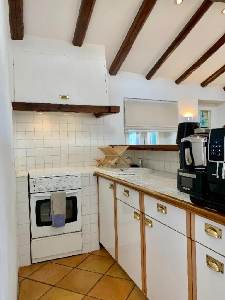 Cucina - Authentic Village House with Sea View in Roquebrune-Cap-Martin