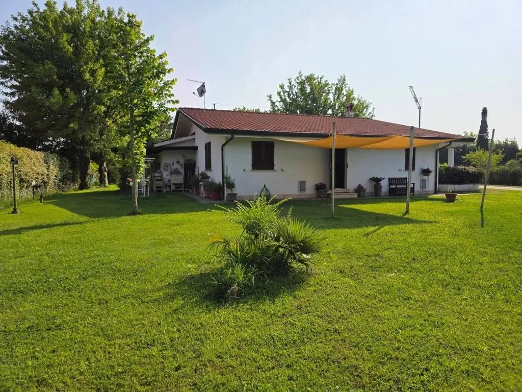 Giardino - Rustic Villa with Sea Access in Pietrasanta