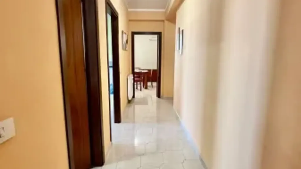 hallway_entrance