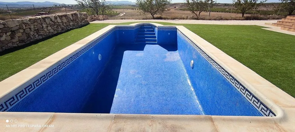 pool_area