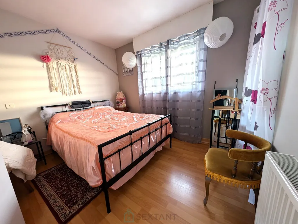 Chambres - Maison avec Terrain et Bâtiments Annexes à Baud