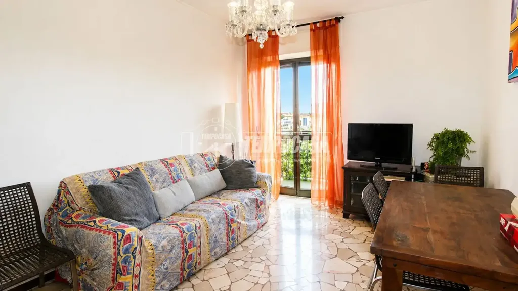 Soggiorno - Duplex with Balcony in Milan