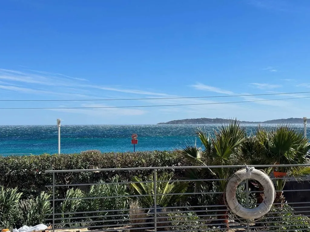 Balcone - Luxury Villa with Sea View in Sainte-Maxime