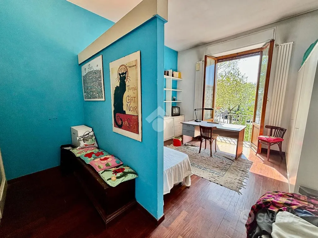 Magamistoad - Spacious Apartment with Balcony in Florence