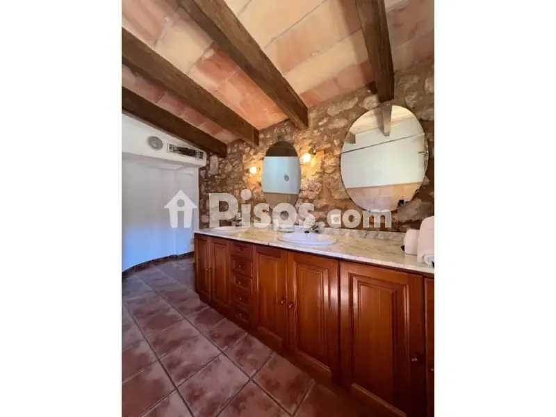 Bathrooms - Rustic Finca with Pool in S'Horta