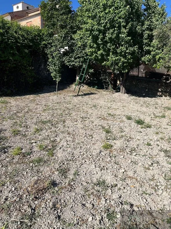Aed - Plot for Development in Rute