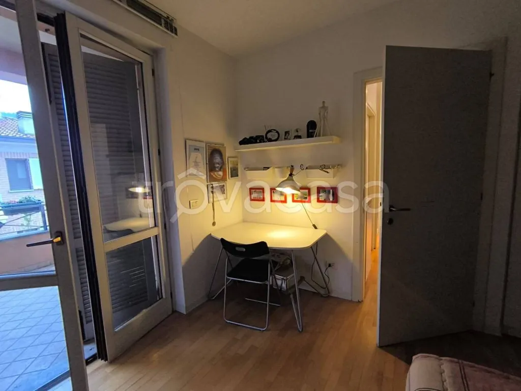 Kabinet - Trilocale with Balcony in Foligno