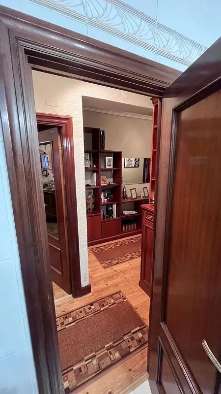 hallway_entrance