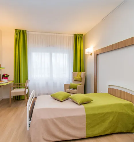 Chambres - Chambre en EHPAD à Colombes, proche Paris