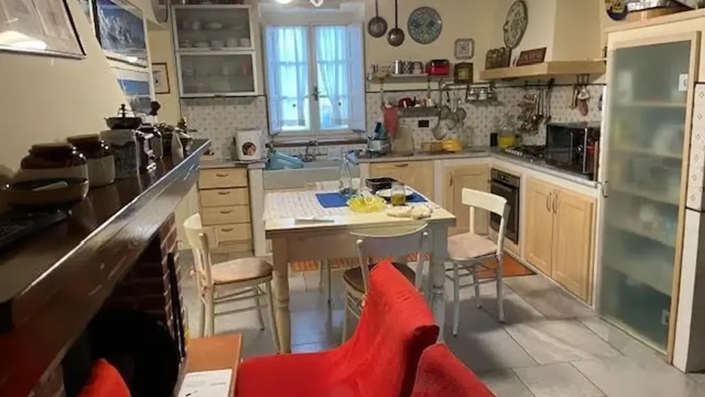 Cuisine - Rustic House with Pool in Capannori