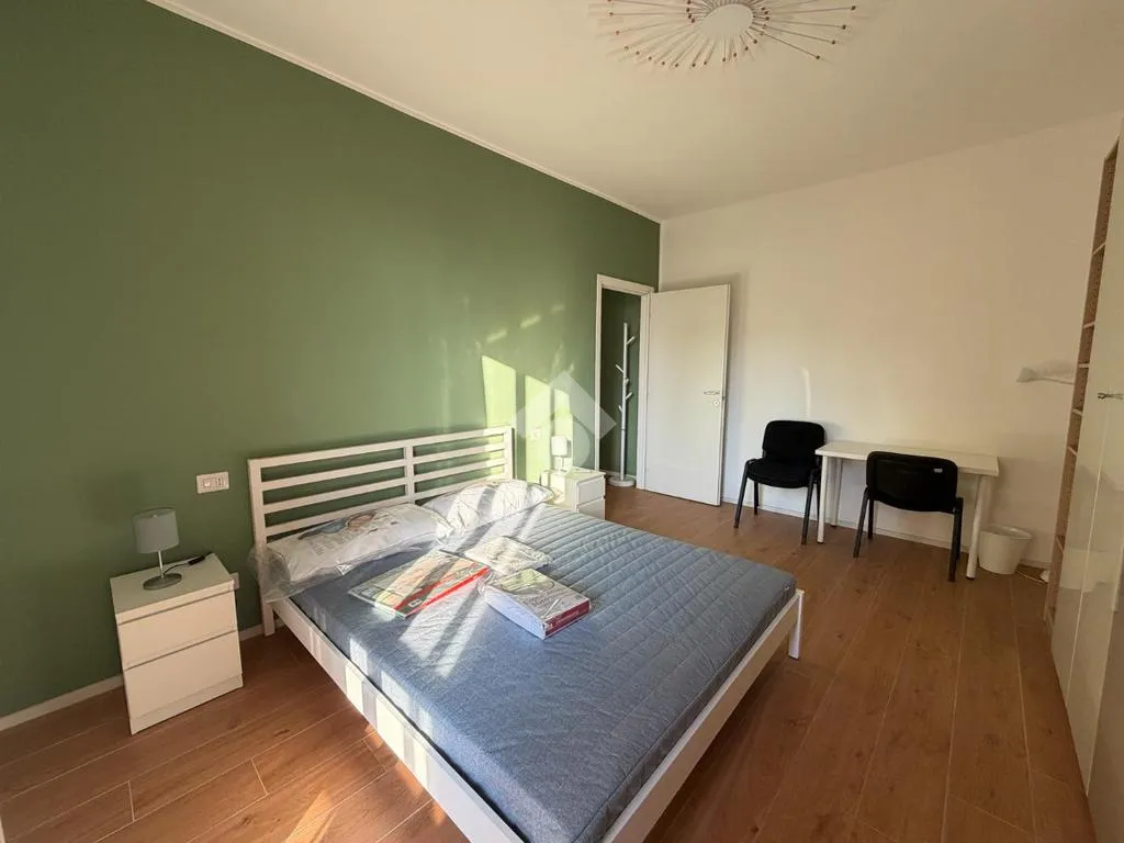Chambres - Appartement 1 pièces à IT