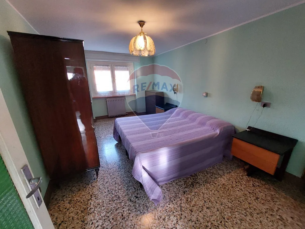Chambres - Casa Indipendente with Terrace in Monasterolo del Castello