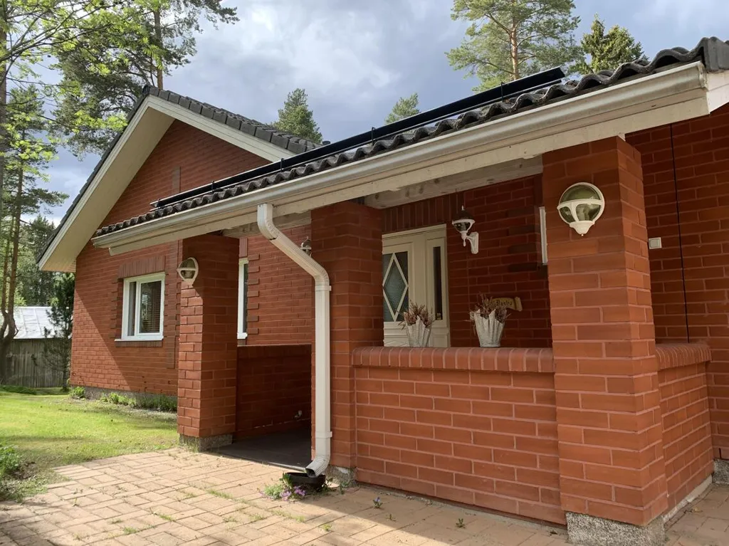Välivaade - Architectural Brick House with Sauna in Näsijärvi