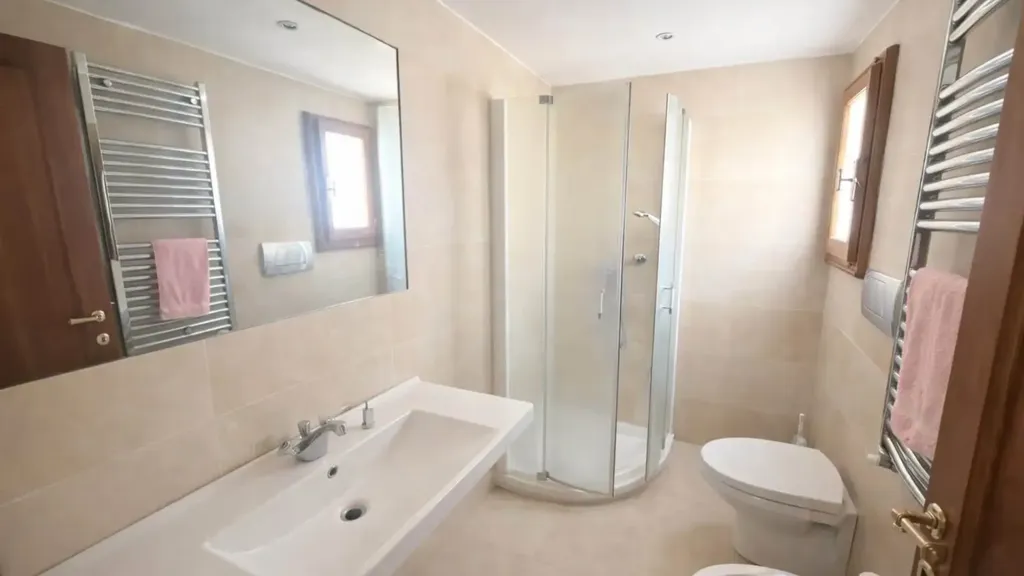 Vannitoad - Charming Two-Level Apartment in Florence Centre