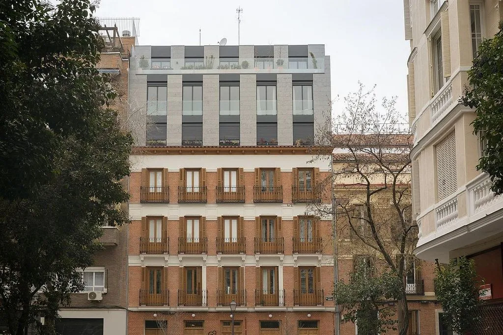 Exterior - Apartment with Pool in Chamberí, Madrid