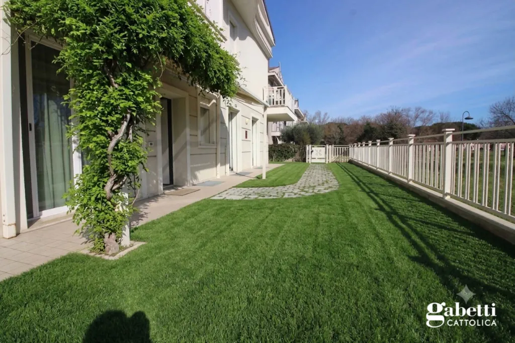 Aed - Ground Floor Apartment with Garden in Cattolica