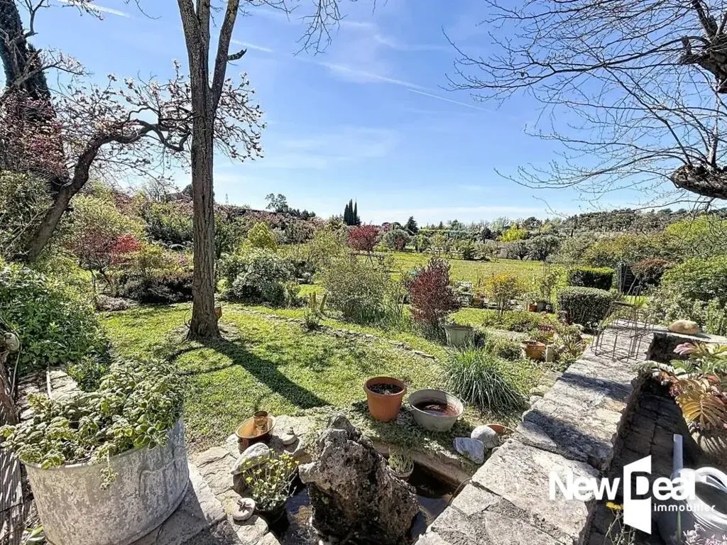 Aed - Authentic Bastide with Jacuzzi in Tourrettes