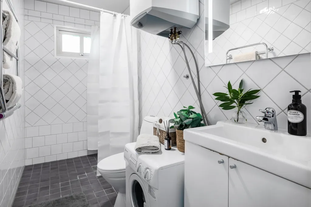 Badezimmer - Spacious Bungalow with Pool in Ljungskogen