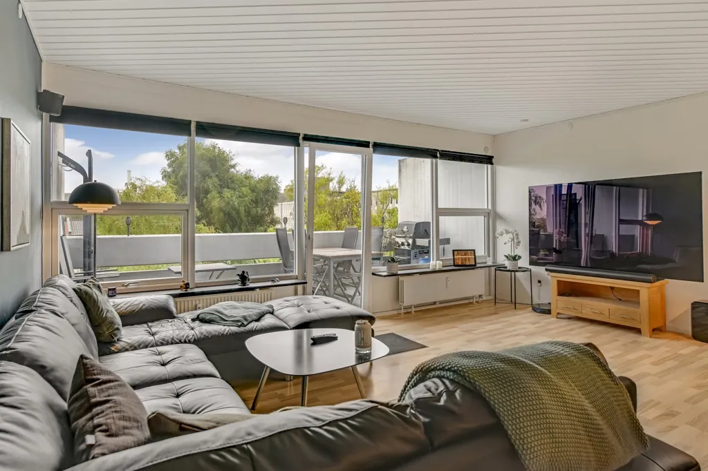 Séjour - Condo with South-Facing Balcony in Esbjerg