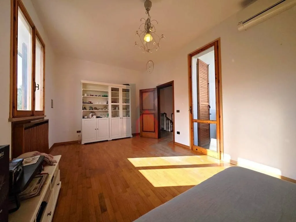 Chambres - Luxury Villa with Private Garden in Forlì