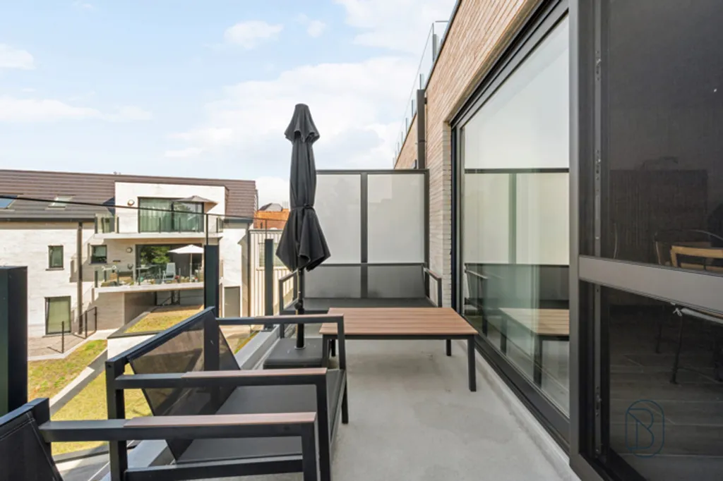 Balcon - Appartement Récemment Construit avec Balcon à Dottignies