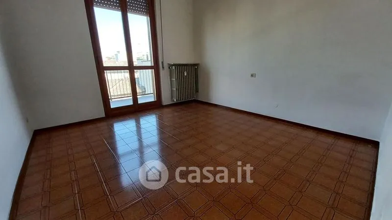Pièces - Attico with Panoramic View in Voghera