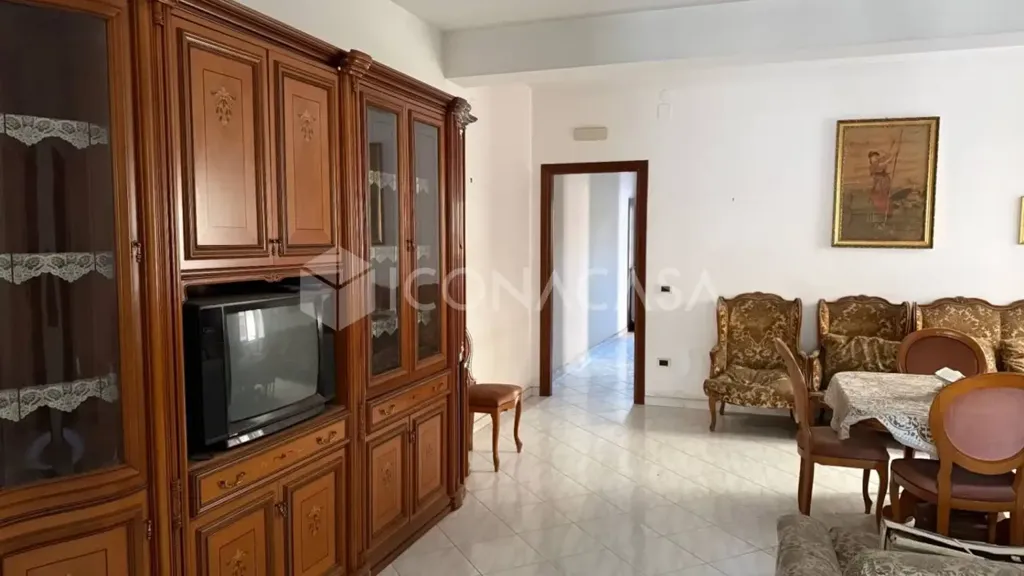 Séjour - 3-Bedroom Apartment with Garden in Cimitile