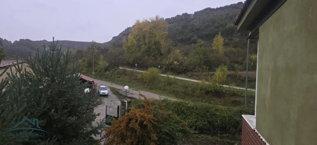 Rõdu - House with Fruit Garden in Valle de Valdelucio