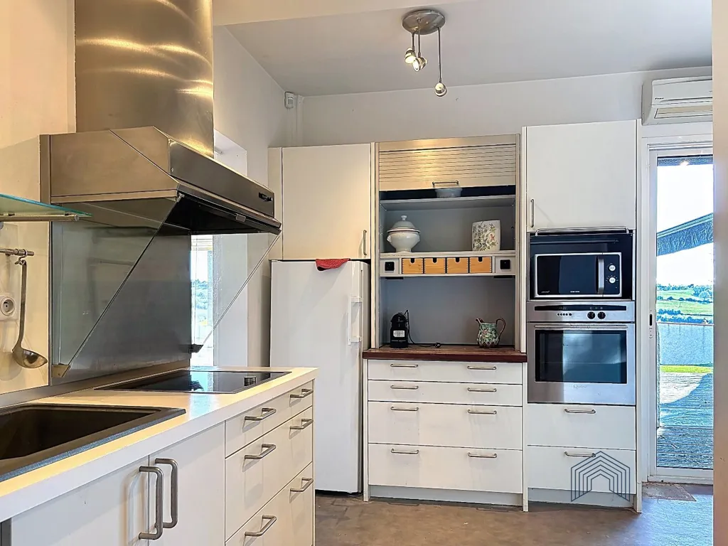 Cuisine - Maison avec Vue Panoramique à Lacroix-Falgarde