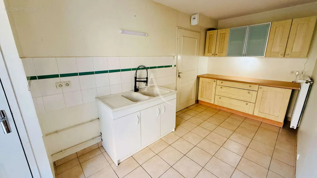 Cucina - Maintained House with Garden in Bourg sous la Roche