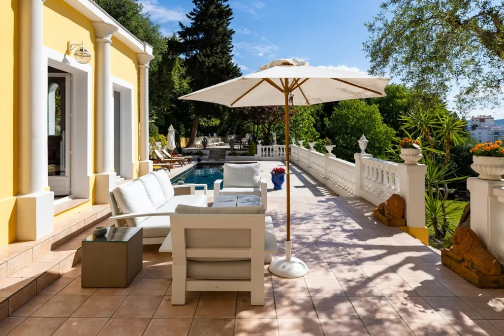Piscine - Villa avec Piscine et Vue Mer à Nice