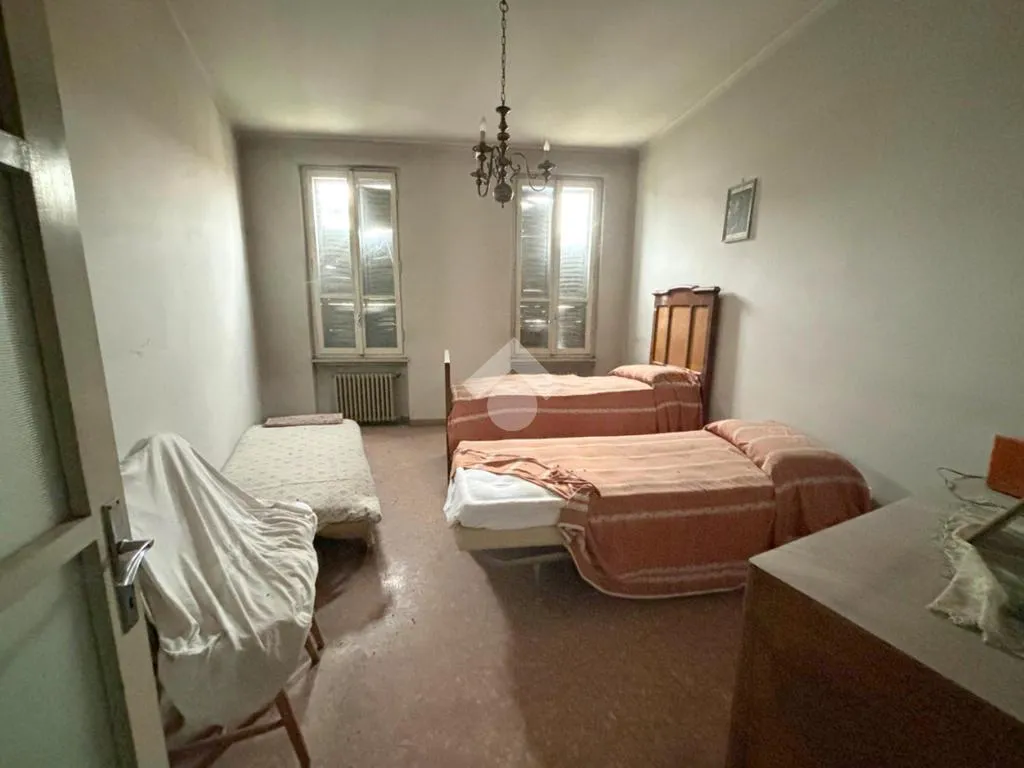 Magamistoad - Semi-Detached House with Historical Charm in Carpenedolo