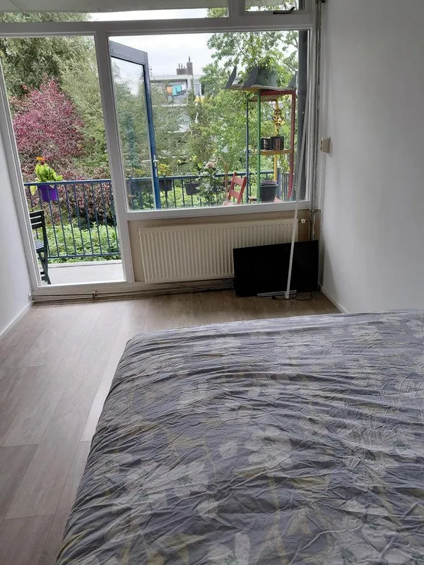 Magamistoad - Apartment with Balcony in Amsterdam Zuid