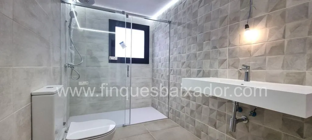 Vannitoad - New Build House with Pool in Segur de Calafell