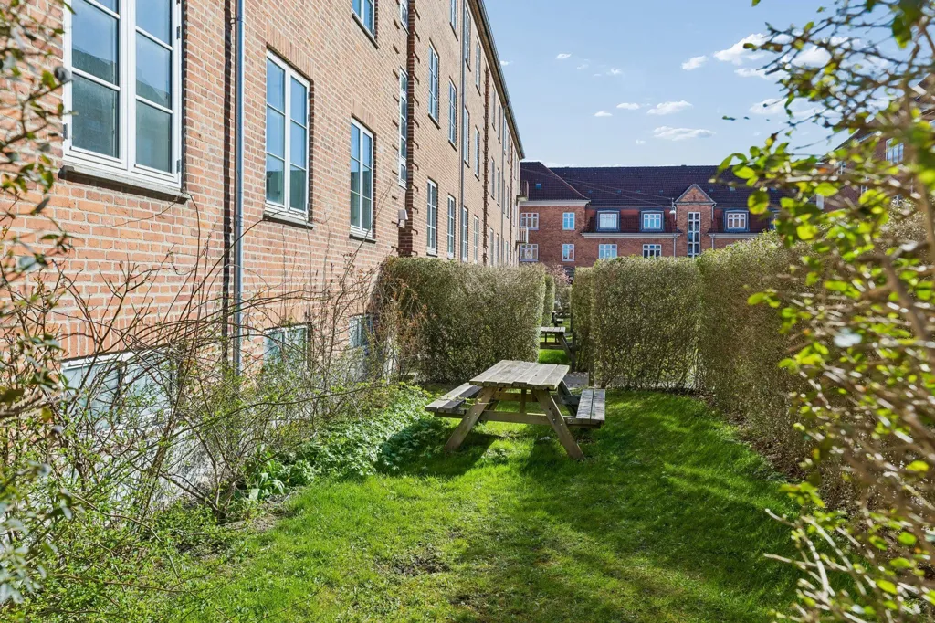 Giardino - Apartment with Terrace in Valby