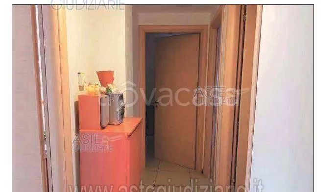 Esik - Apartment with Balcony and Terrace in Modica