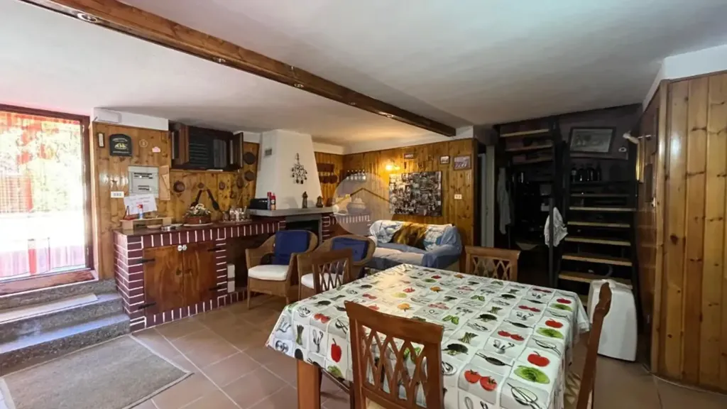 Dining Room - Semi-detached House with Garden in Bagnolo Piemonte