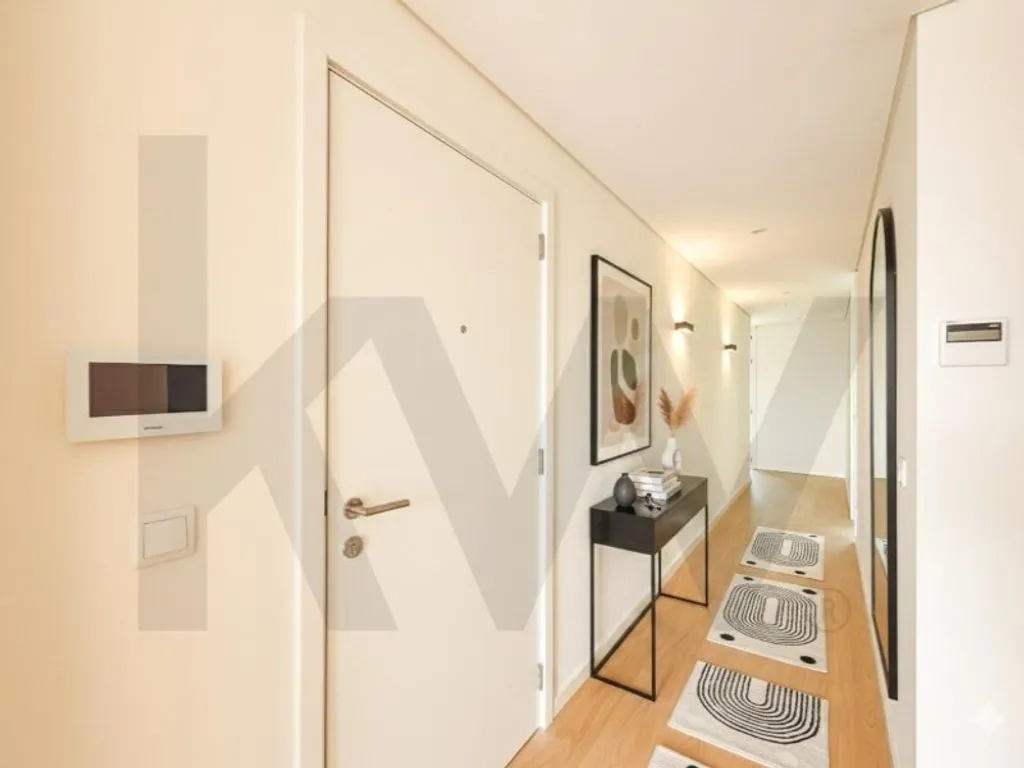 Entrée - Luxury Flat with River View in Aveiro Centre
