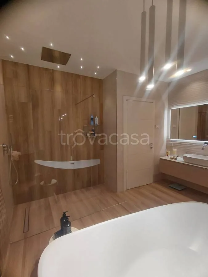 Bagni - Modern Apartment with Terrazzone in Pesaro