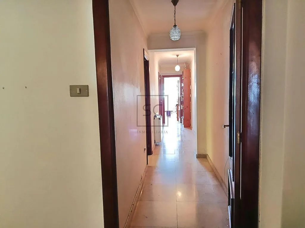 hallway_entrance
