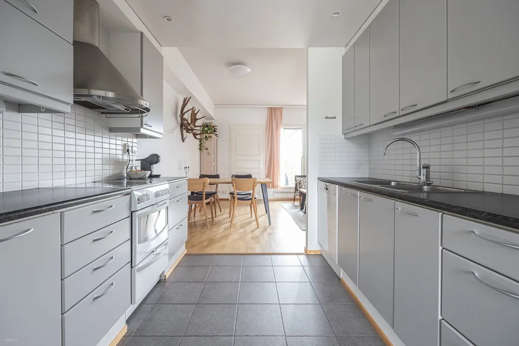 Köök - Modern Apartment with Sauna in Kaivoksela