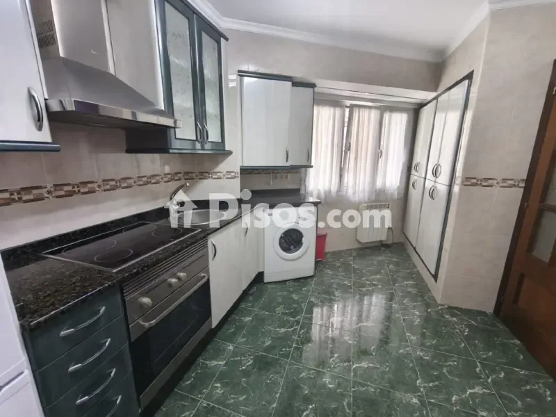 Cuisine - Bright Apartment with Ascensor in La Calzada