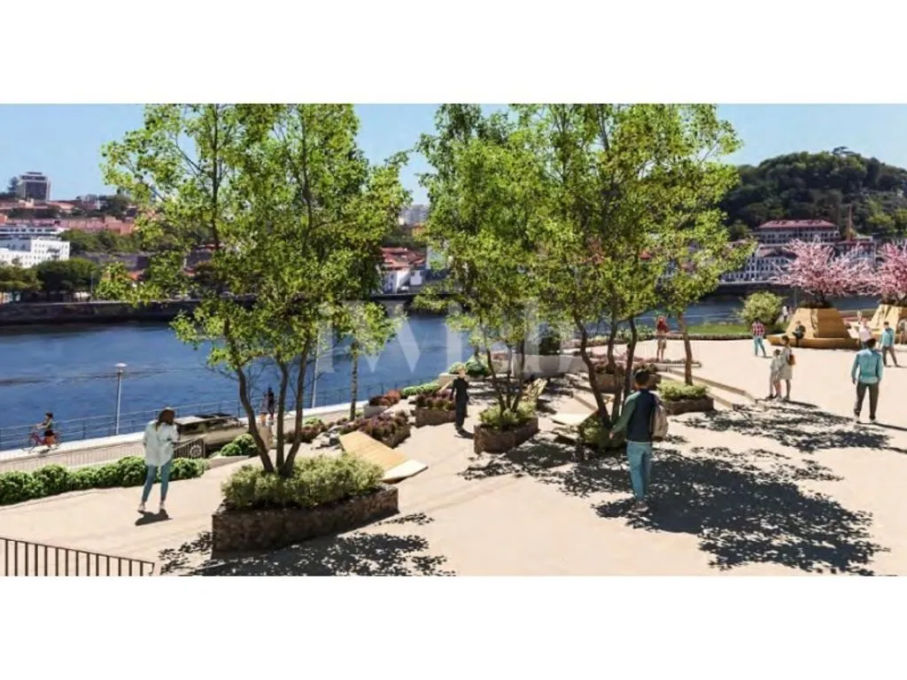 Luxury T4 with River View in Vila Nova de Gaia