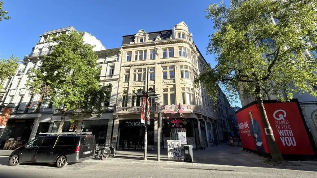 Esterno - Renovated Corner Office with Top Location on Meir, Antwerp