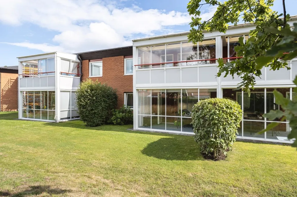 Jardin - Apartment with Two Balconies in Brf Storklas