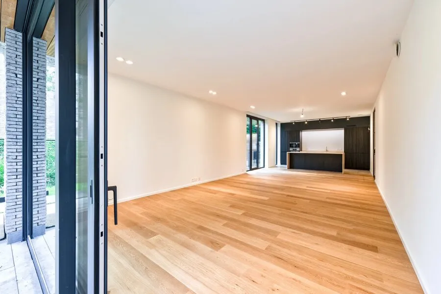 Séjour - Appartement de 2 Chambres avec Jardin au Premier Étage à Observatoire